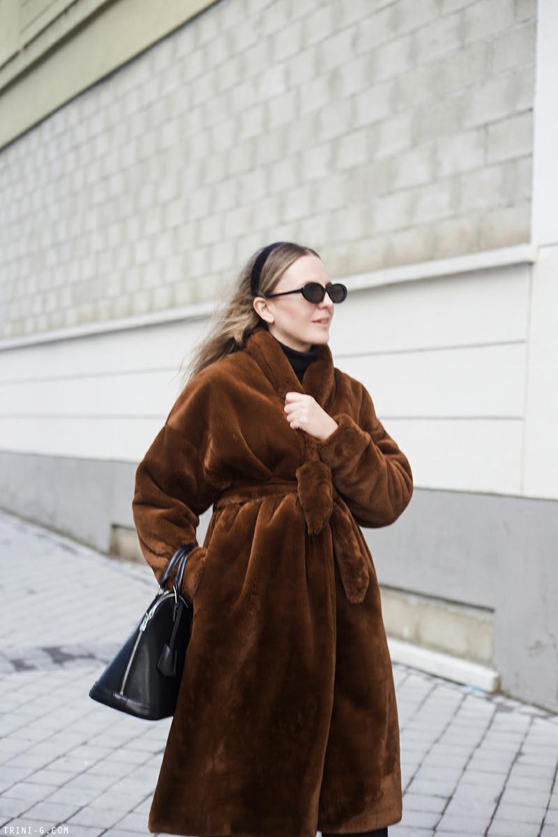 Trini | Toteme coat Levis 501 jeans