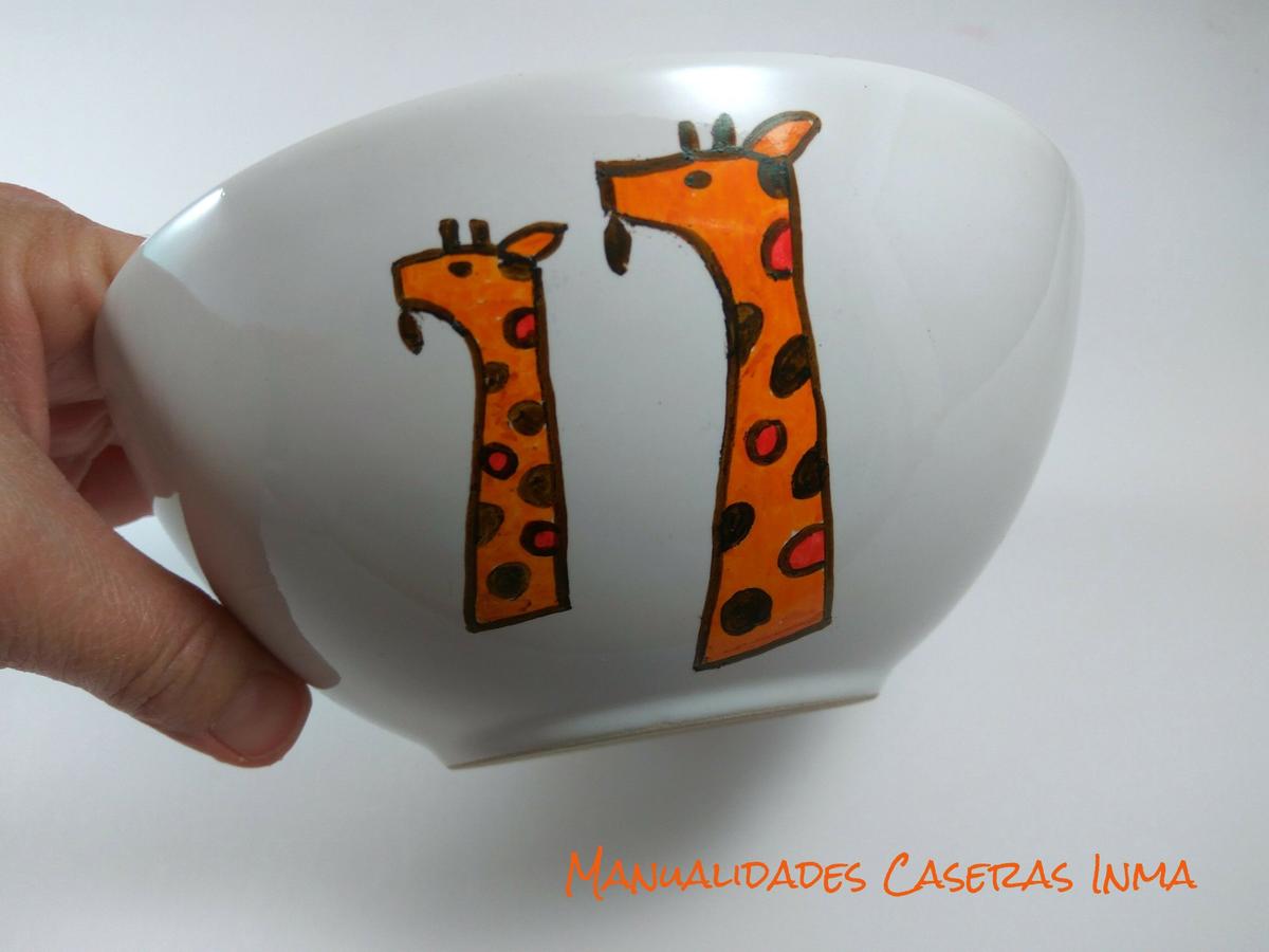 Manualidades Caseras Inma_ Tazón de jirafas después del horno