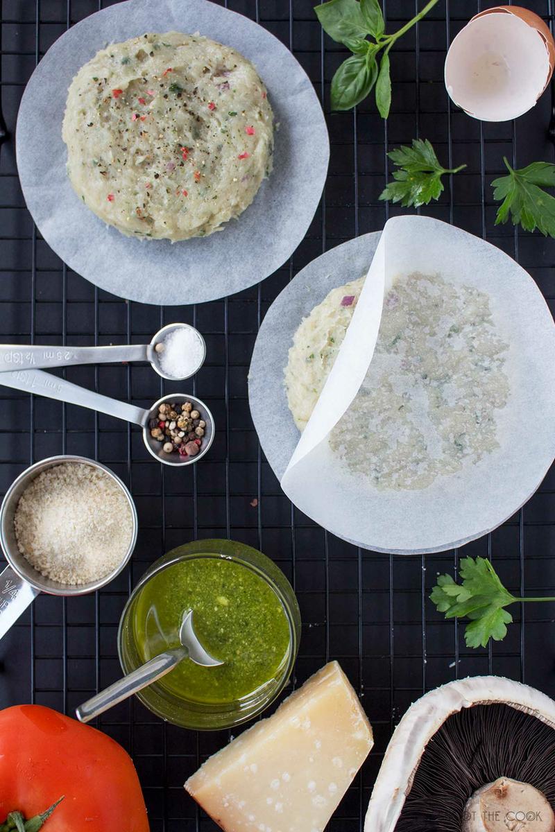 hamburguesa de pollo sobre champinon