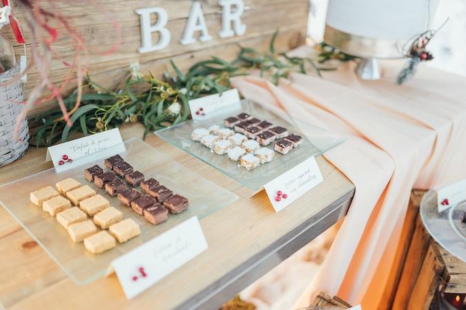 winter love elopement laiatq