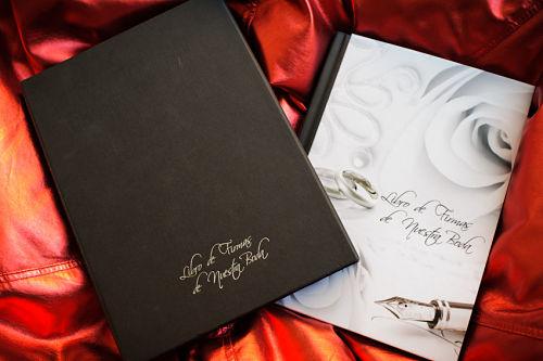 Libro de firmas clásico
