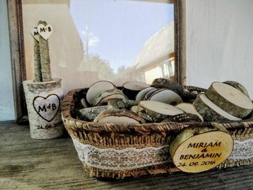 Maderas firmadas en boda ecológica