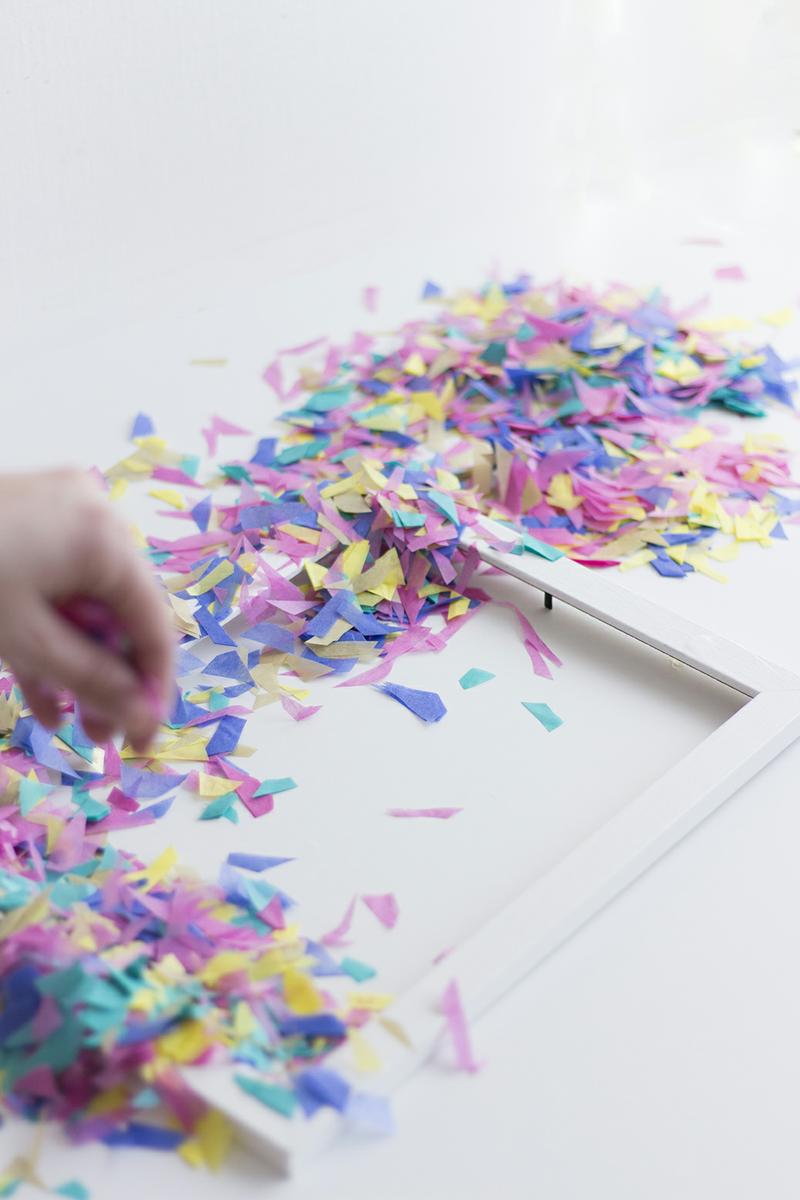 paso a paso para decorar un marco con confeti
