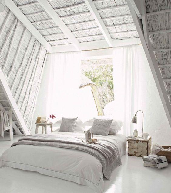 Errores_que_debes_evitar_al_decorar_tu_dormitorio_tips y consejos_cortinas-04