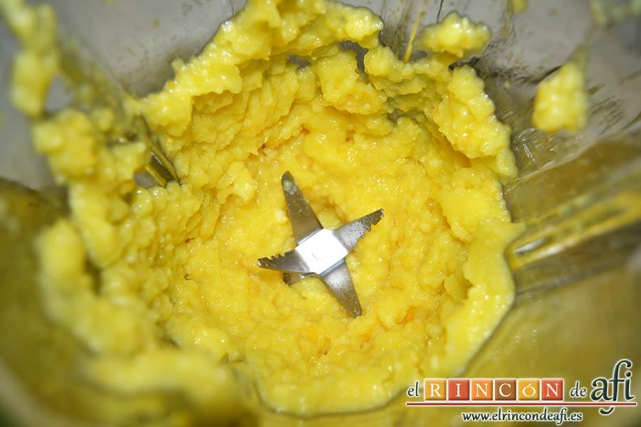 Buñuelos de naranja, triturar