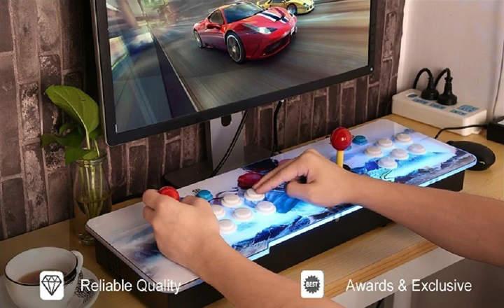 Pandoras Key 5S analisis reseña review de esta máquina arcade casera con 2 joysticks para 2 jugadores con 999 juegos retro de recreativas preinstalados con salida VGA y HDMI retroiluminado especificaciones precio y opinión