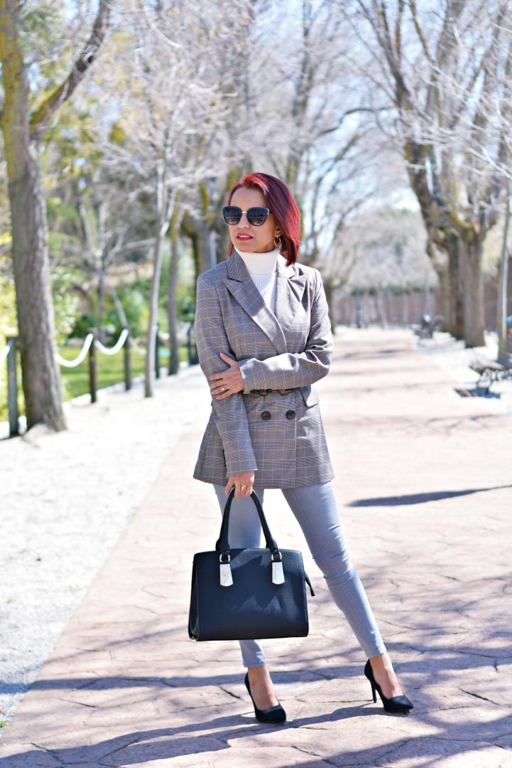Jeans y Blazer de cuadros