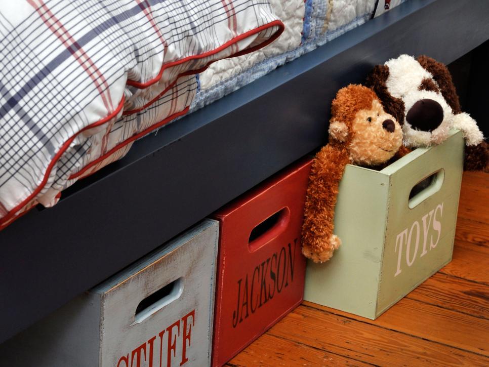 original_Susie-Fougerousse-Boys-Portable-Storage-Crates-Under-Bed-2_s4x3.jpg.rend.hgtvcom.966.725