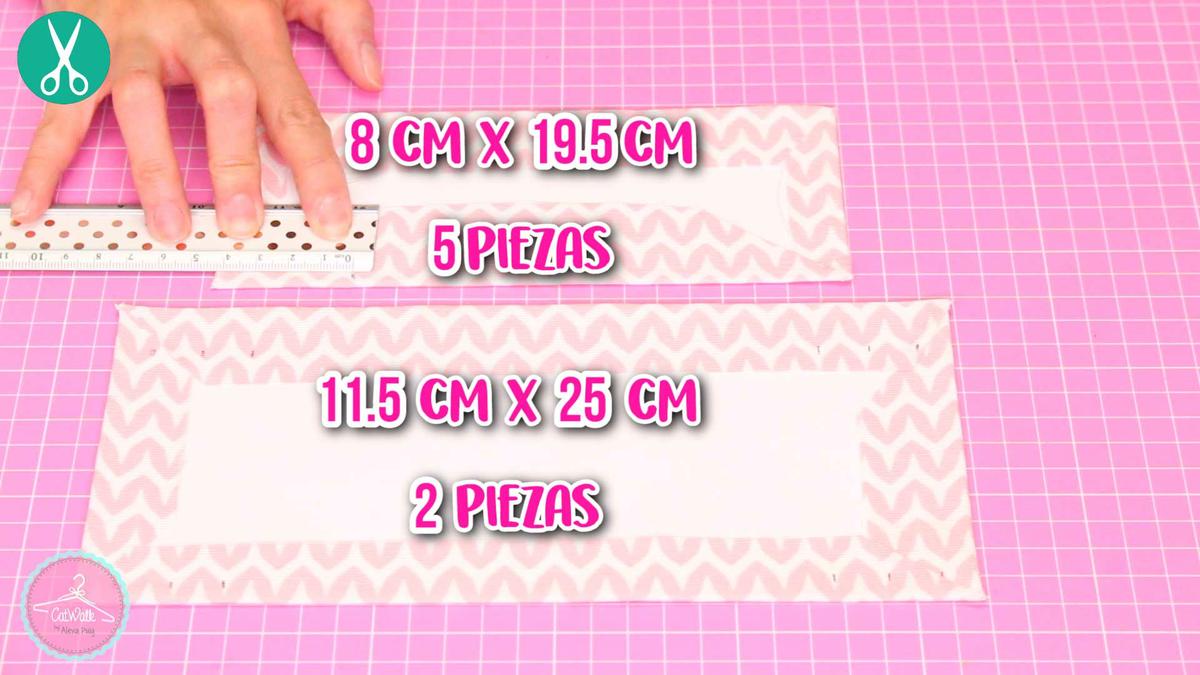 Bolsas de tela y cartulina para organizador casero