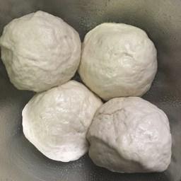 Masa de pizza lista para crecer