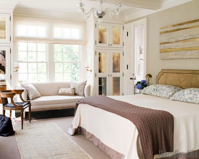 gallery-1451589597-neutral-bedroom-feng-shui-copy