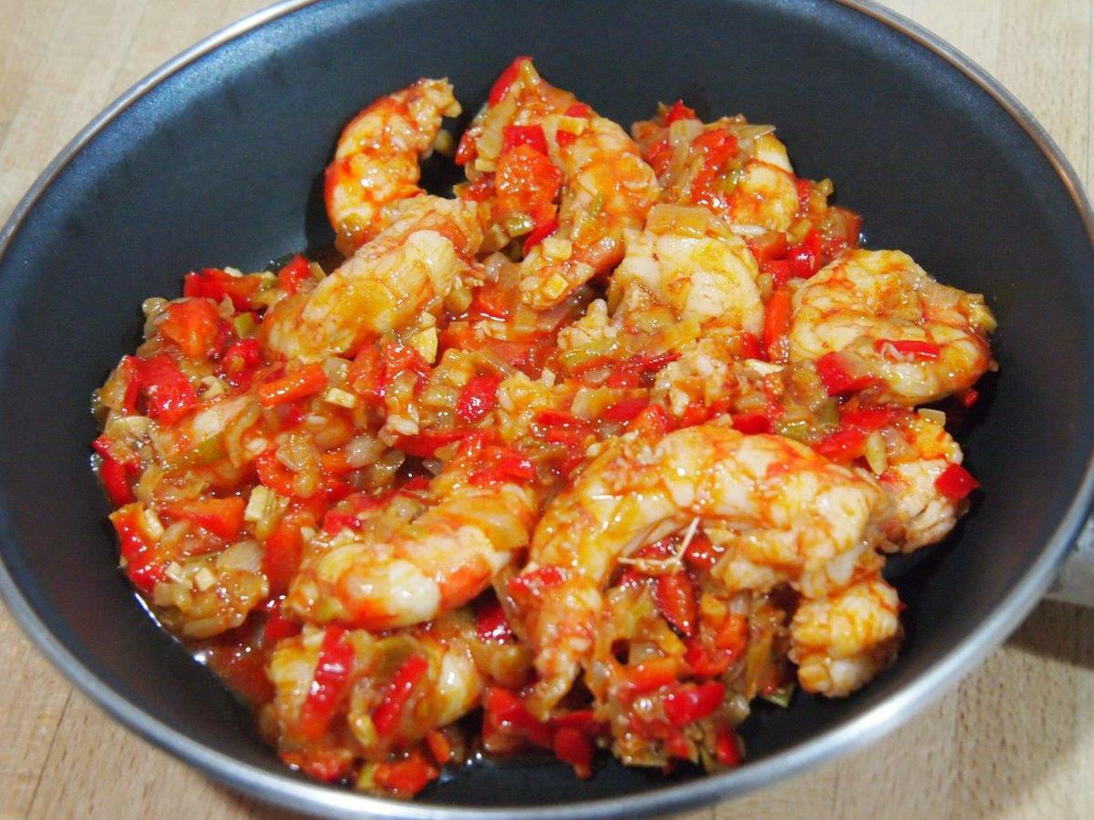 sofrito con langostinos para verdinas