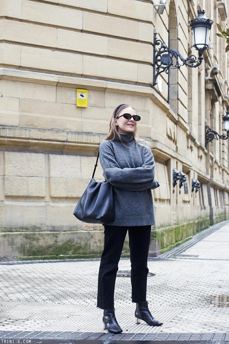 Trini | Balenciaga sweater Levis 501 jeans