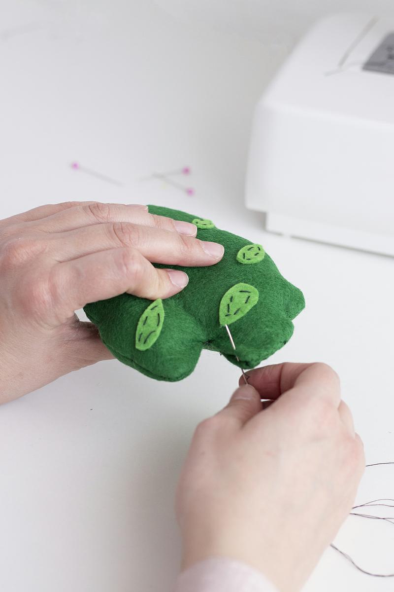 alfiletero de fieltro divertido