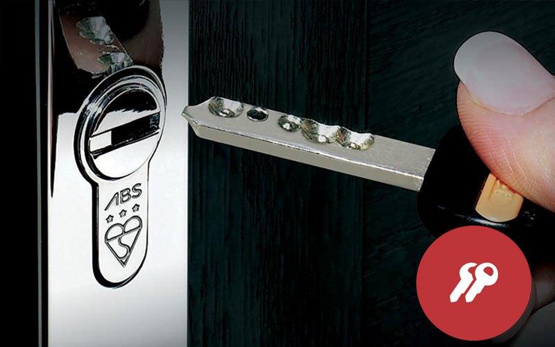 cerradura antibumping