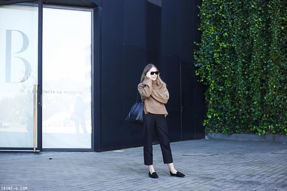 Trini | Céline turtleneck The Row loafers