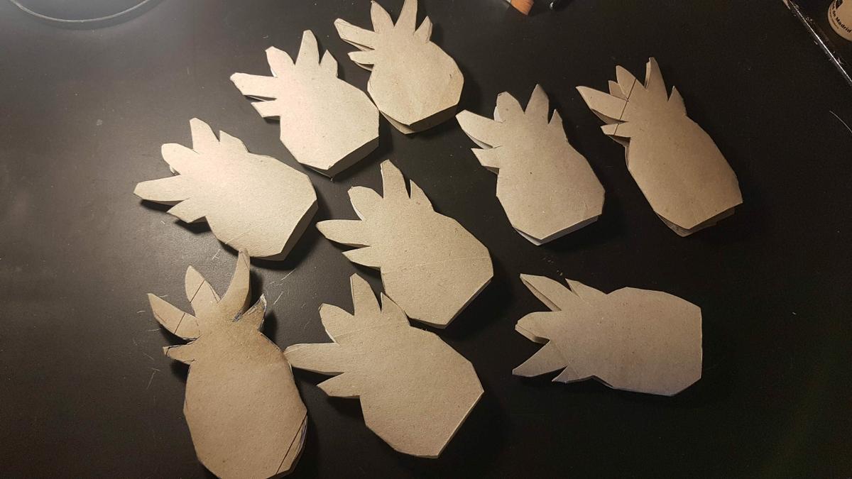 Guirnalda tropical DIY - 9 piñas para mi guirnalda