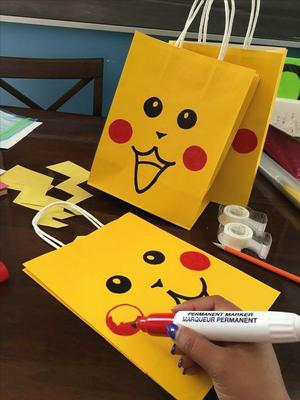 Ideas creativas para la decoración de fiesta Pokémon 