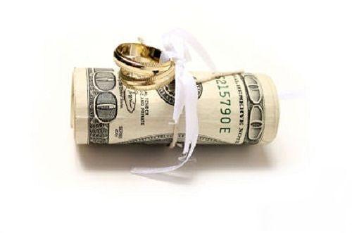 Dinero para costear una boda