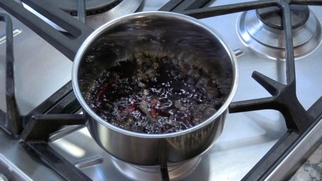 cazo al fuego con el vino 