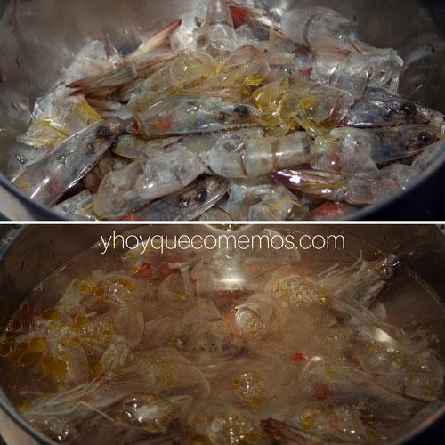 pelar-los-langostinos-y-hervir-las-cabezas