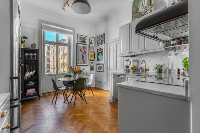 Mucho color para este apartamento de estilo nordico