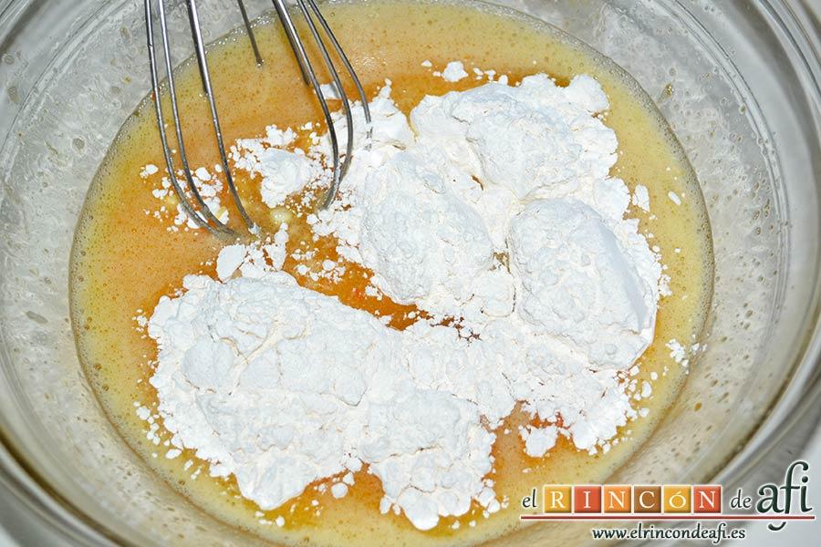 Rosquillas tradicionales, añadir a la mezcla anterior y mezclar con varillas