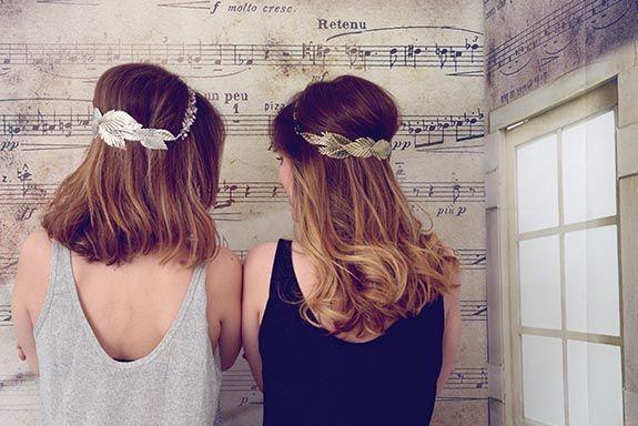 Rever to Dream tocados de novia e invitada plumas