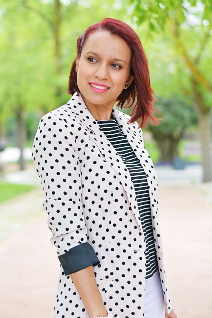 Look con jeans blancos