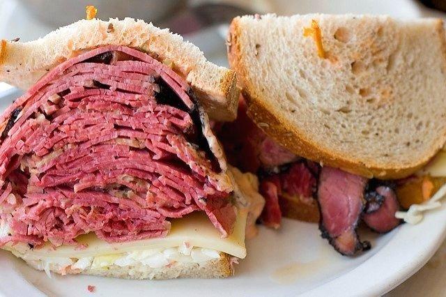 Pastrami sandwih