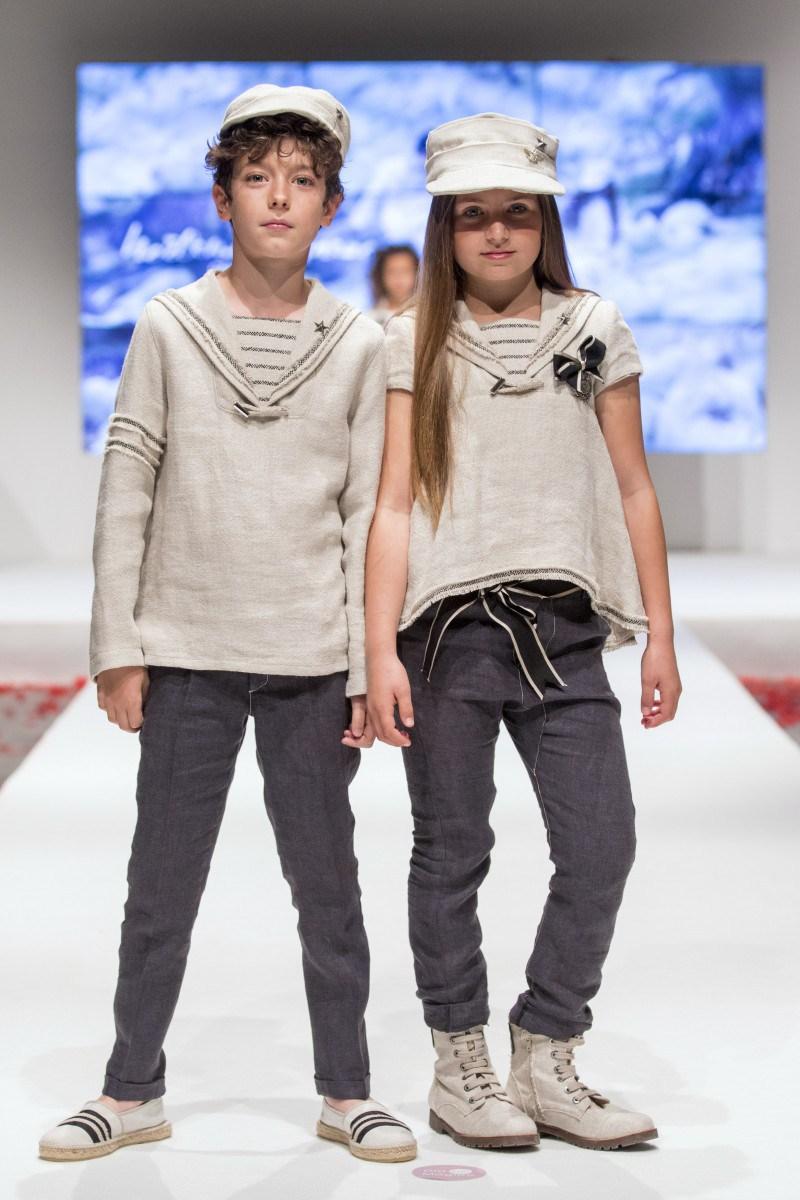 TENDENCIAS EN MODA DE VESTIDOS DE COMUNIÓN Y TRAJES 2018 - 2019 Foto de %title