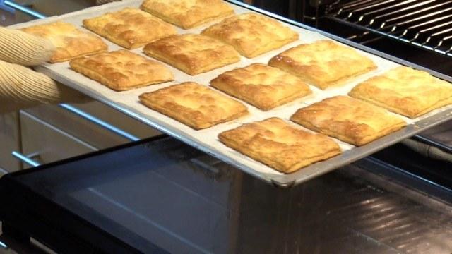 Sacamos el hojaldre del horno