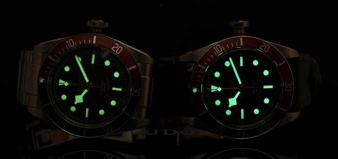 comparacion de la luminosidad de un reloj de lujo tudor y una imitacion