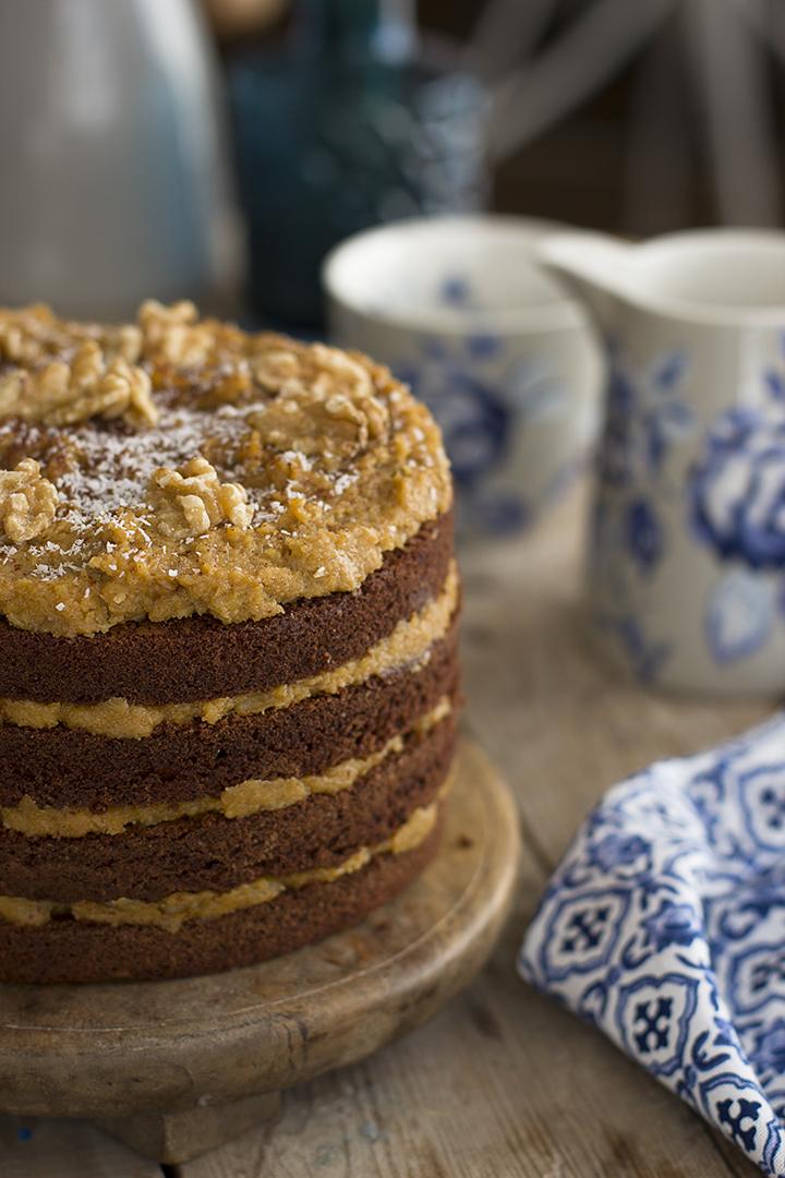 Pastel German Chocolate Cake de Coco, Nueces y Chocolate