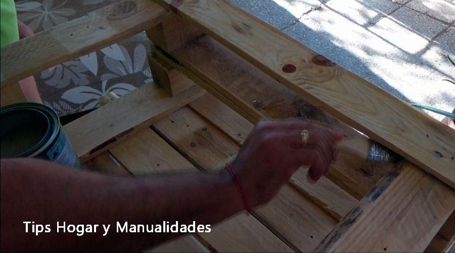 Mesa de centro con palets reciclados 