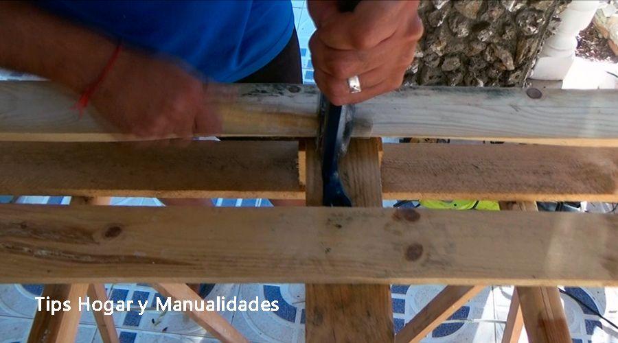 Mesa de centro con palets reciclados 