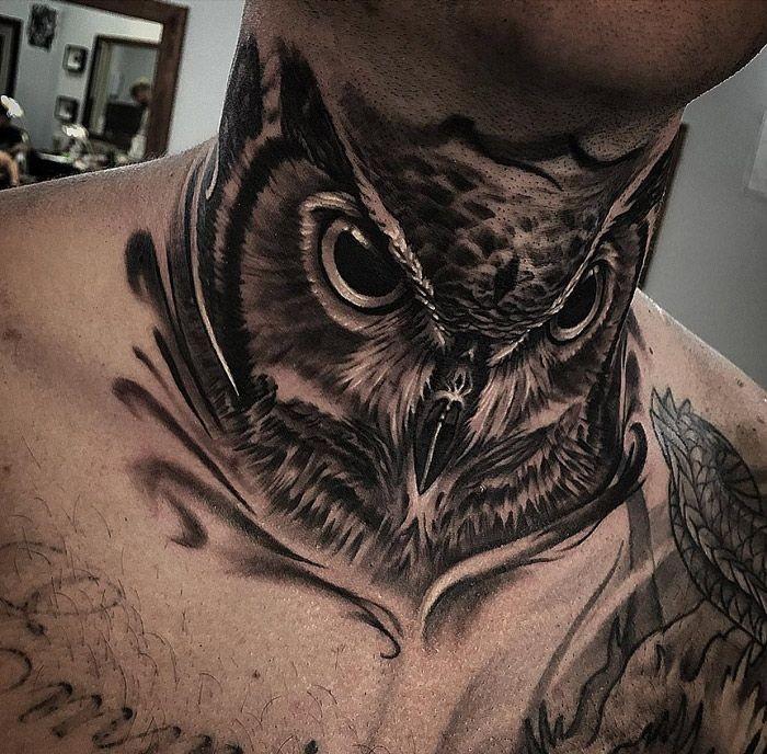 Tatuajes, Tatuadores y amantes de los tatuajes Tatuajes en el cuello Partes cuerpo 