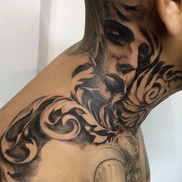 Tatuajes, Tatuadores y amantes de los tatuajes Tatuajes en el cuello Partes cuerpo 