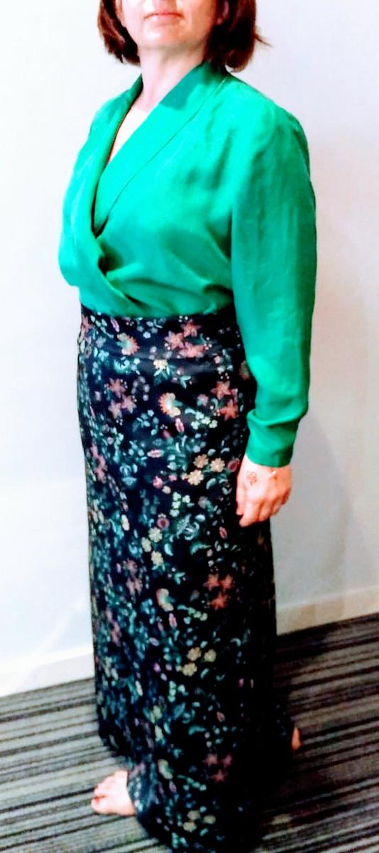 Falda de neopreno hasta los piés