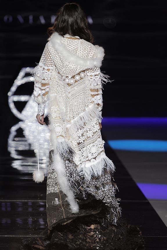 Vestidos invitada y vestidos novia boda Sonia Peña Bridal Fashion Week