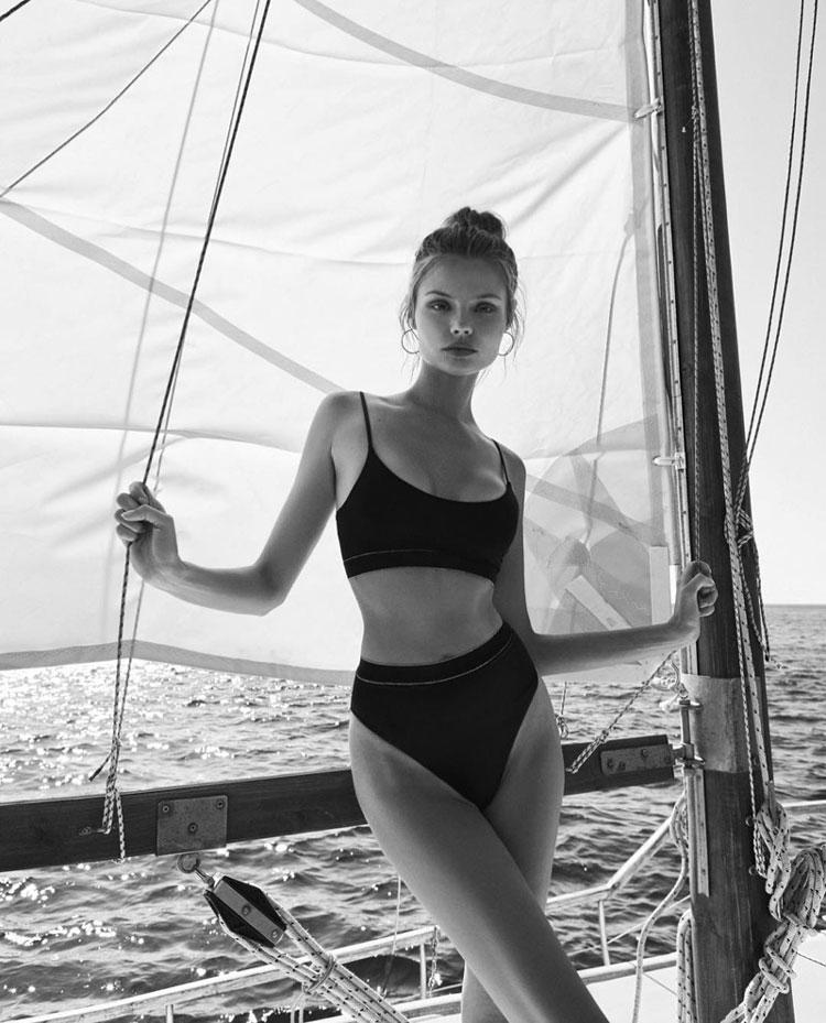 HomeLifeStyle-Magazine-Freepeople-Swimwear-black