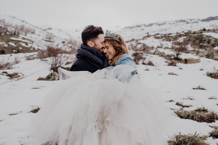 BODA EN LA NIEVE, Boda de invierno, decoración de bodas, ceremonia civil en el campo,boda en Segovia, Destination Wedding Spain, bodas Tu Día Perfecto,