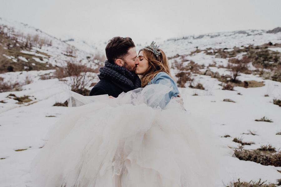 BODA EN LA NIEVE, Boda de invierno, decoración de bodas, ceremonia civil en el campo,boda en Segovia, Destination Wedding Spain, bodas Tu Día Perfecto,