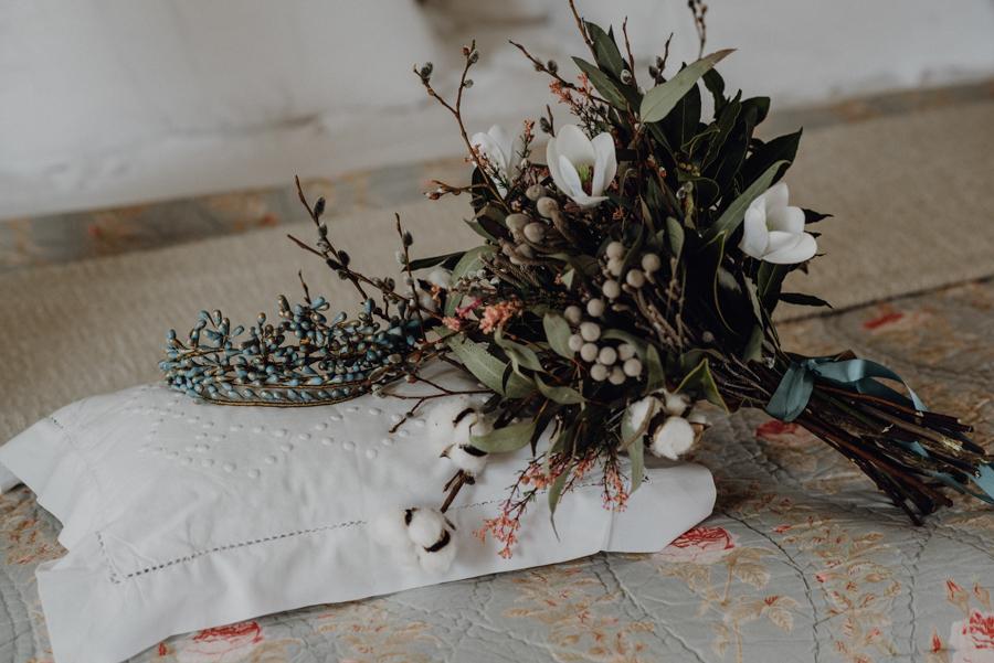 BODA EN LA NIEVE, Boda de invierno, decoración de bodas, boda en Segovia, Destination Wedding Spain, ramo de novia, bodas Tu Día Perfecto, ceremonia civil, boda en el campo