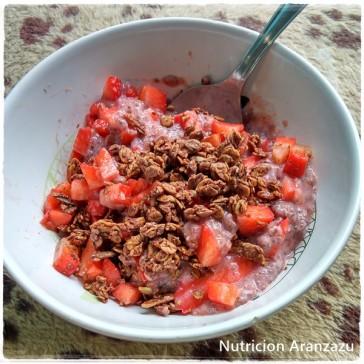 Pudding de chia con fresas