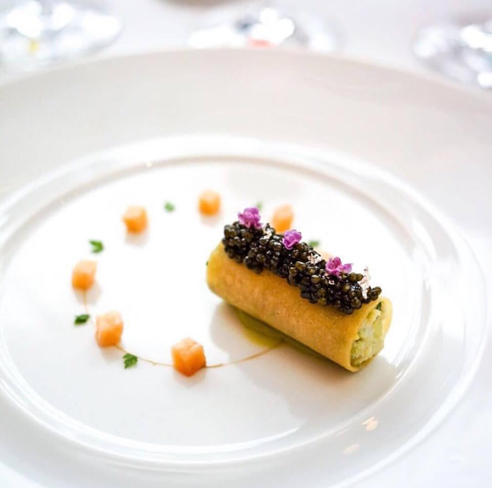 33059362_2215203785164349_7652149691466907648_n