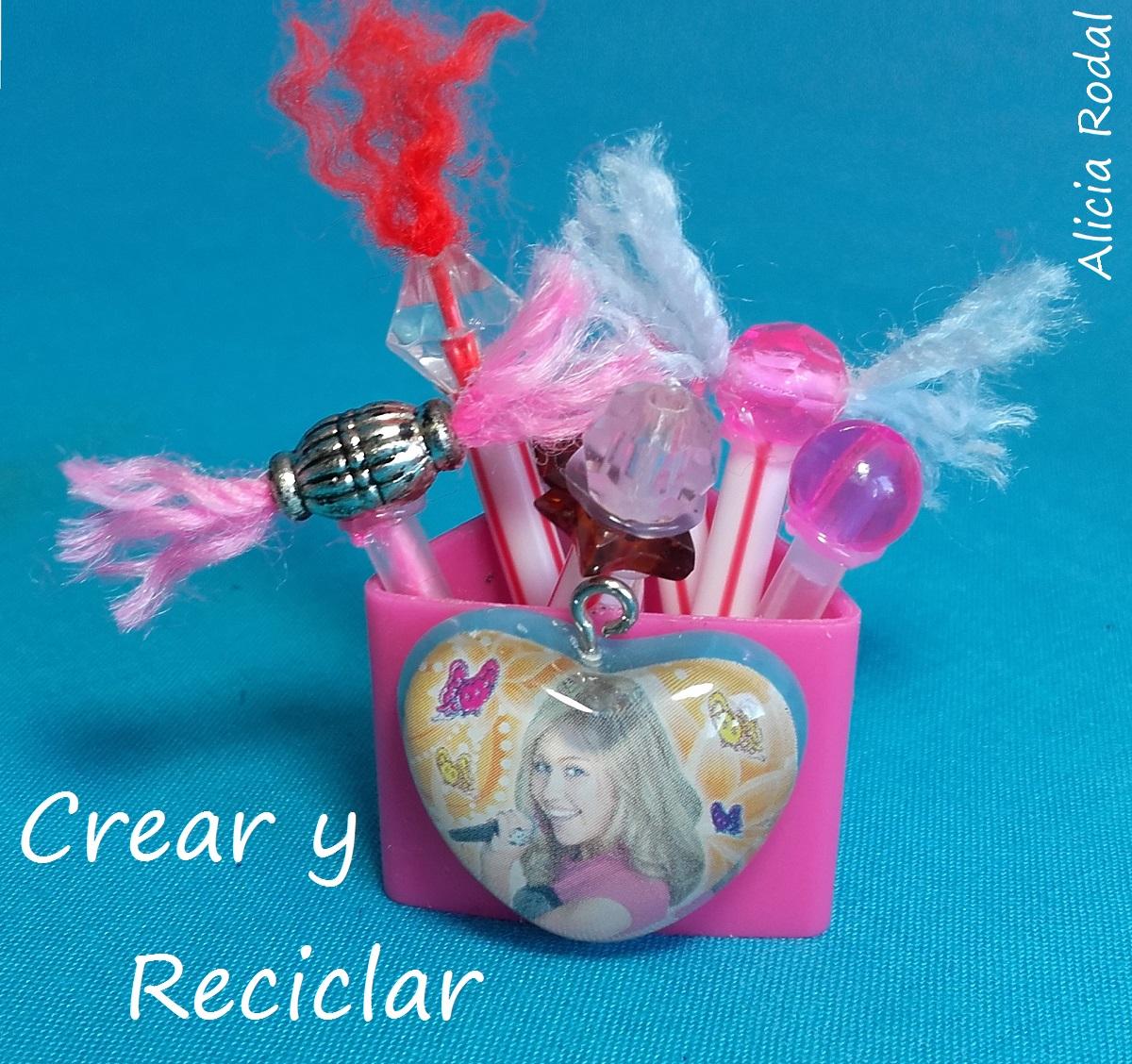 Mini organizadores de escritorio DIY con reciclaje