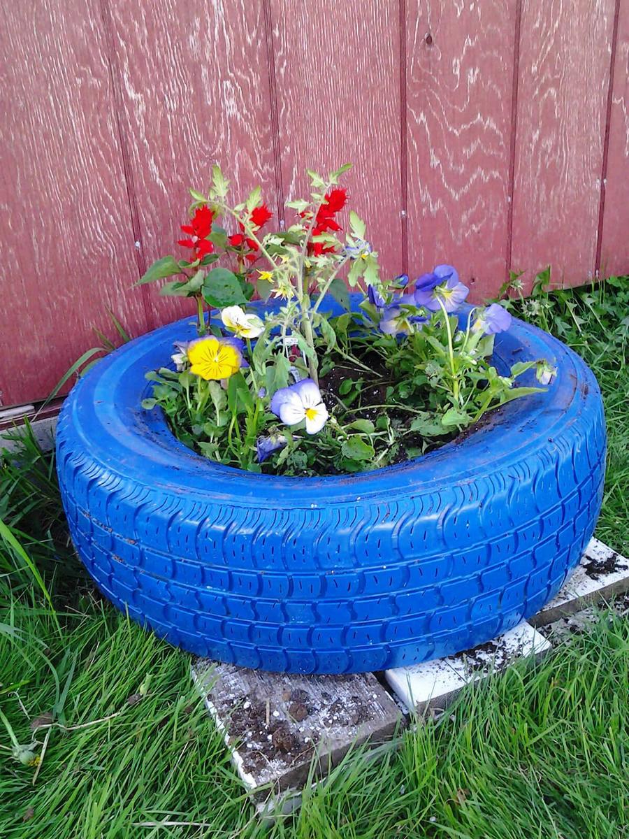 Ideas reutilizadas para maceteros de jardín originales