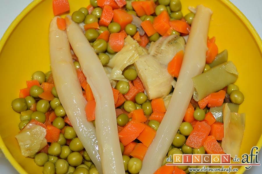 Plumcake de verduras, escurrir el bote de menestra de verduras