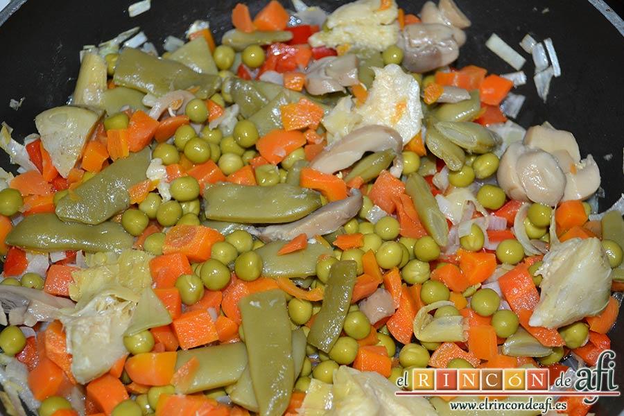 Plumcake de verduras, añadir el resto de verduras